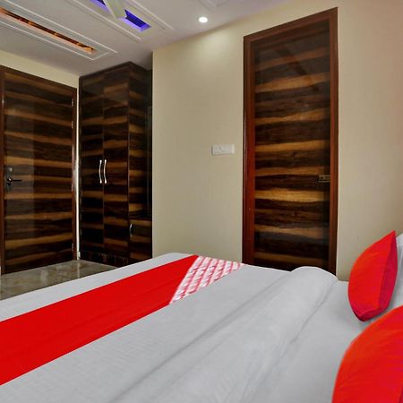 Hotel O Metro Height'S Near Nangloi Railway Metro Station Δελχί Εξωτερικό φωτογραφία