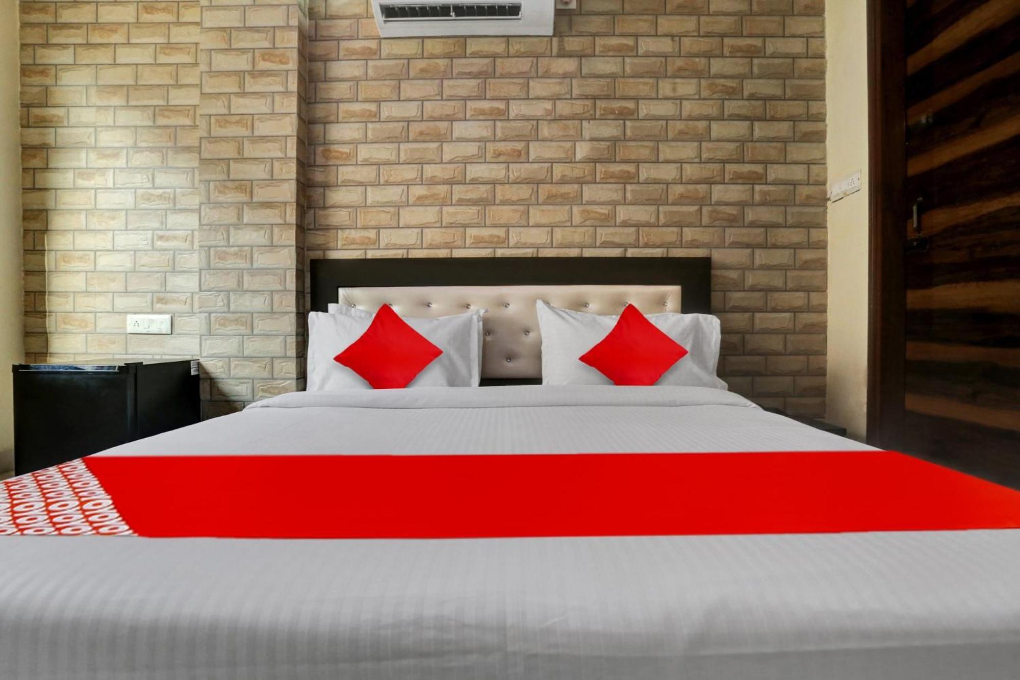 Hotel O Metro Height'S Near Nangloi Railway Metro Station Δελχί Εξωτερικό φωτογραφία