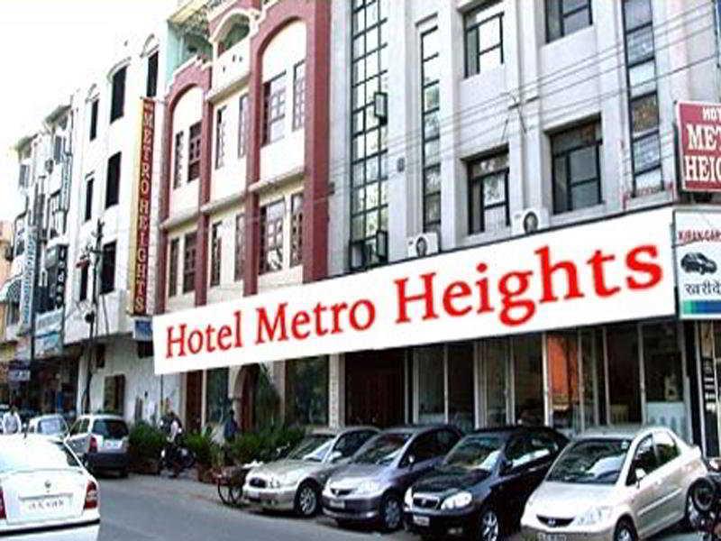 Hotel O Metro Height'S Near Nangloi Railway Metro Station Δελχί Εξωτερικό φωτογραφία