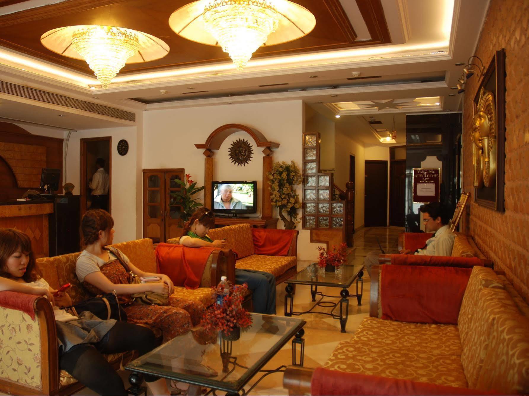 Hotel O Metro Height'S Near Nangloi Railway Metro Station Δελχί Εξωτερικό φωτογραφία