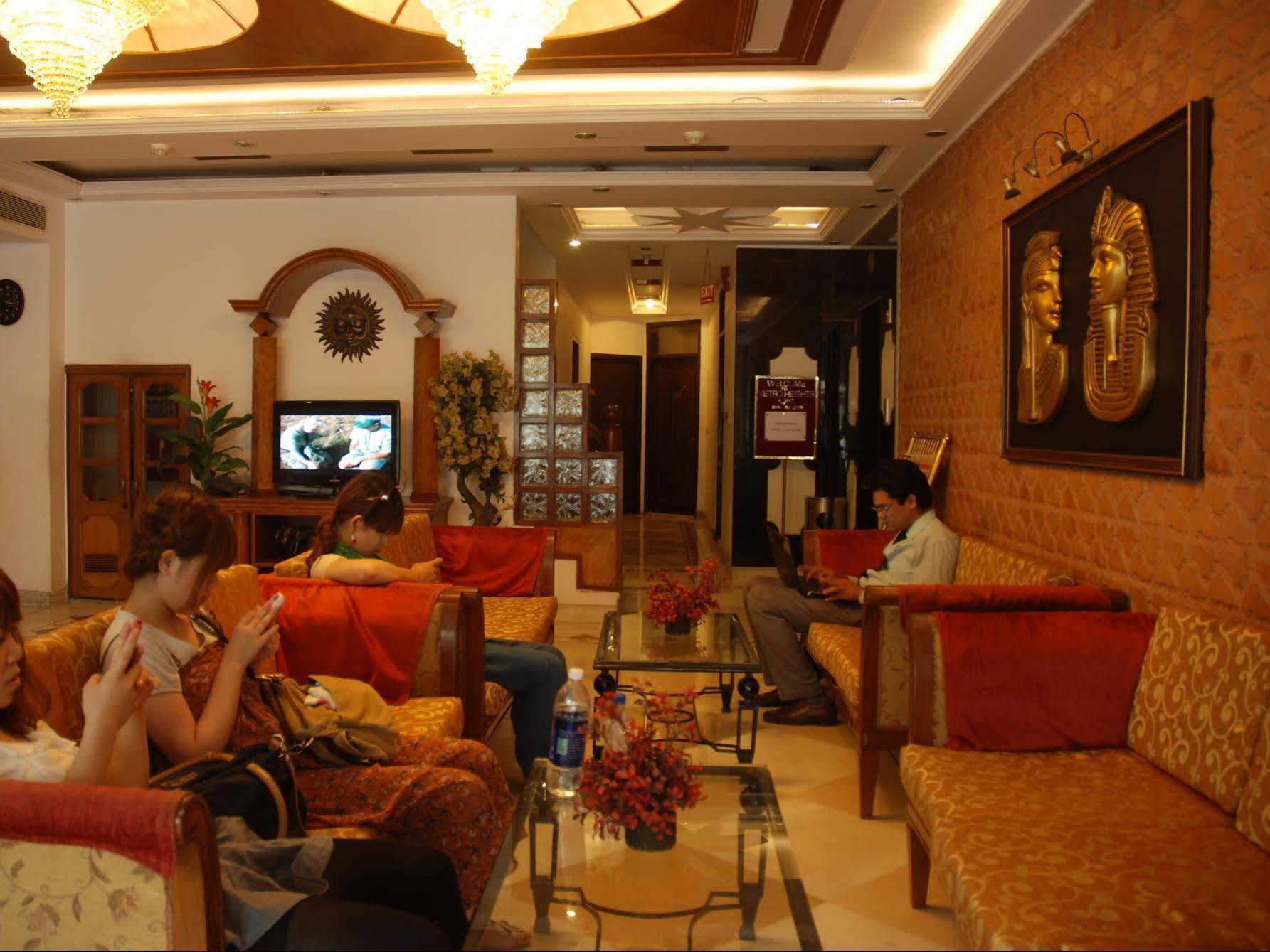 Hotel O Metro Height'S Near Nangloi Railway Metro Station Δελχί Εσωτερικό φωτογραφία