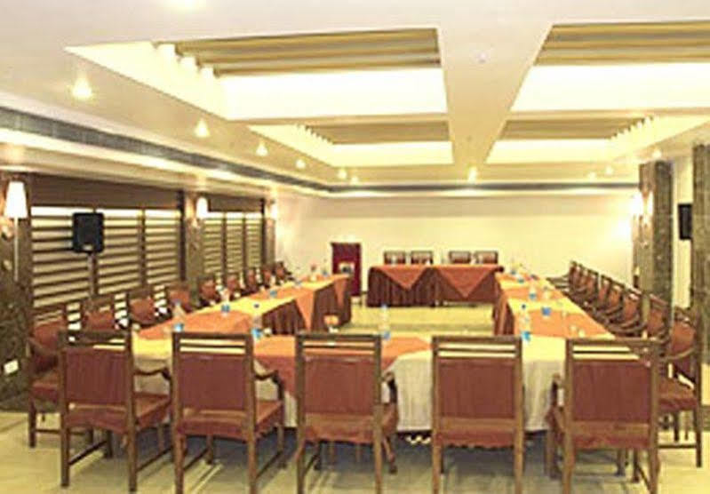 Hotel O Metro Height'S Near Nangloi Railway Metro Station Δελχί Εξωτερικό φωτογραφία