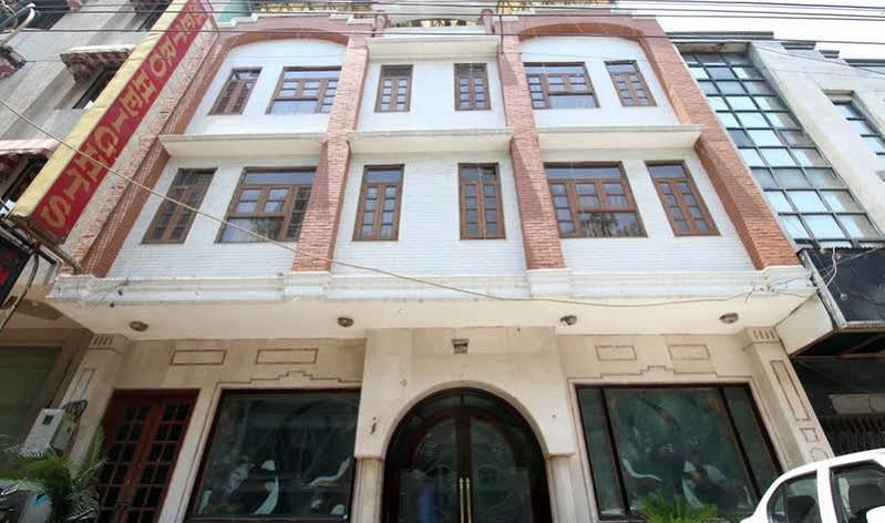 Hotel O Metro Height'S Near Nangloi Railway Metro Station Δελχί Εξωτερικό φωτογραφία